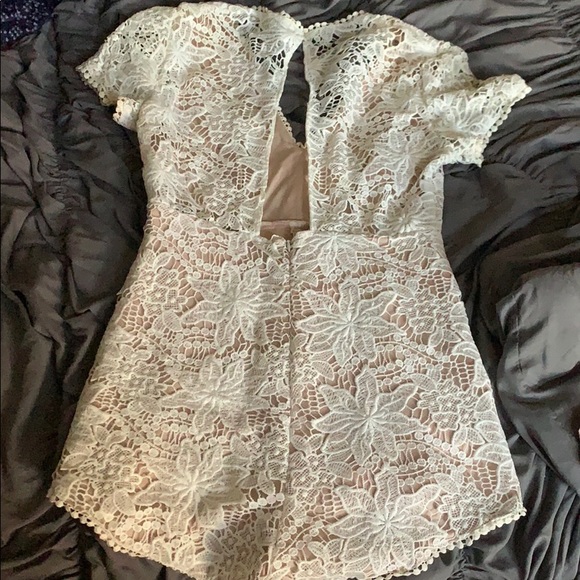 White Lace Romper - Picture 3 of 4